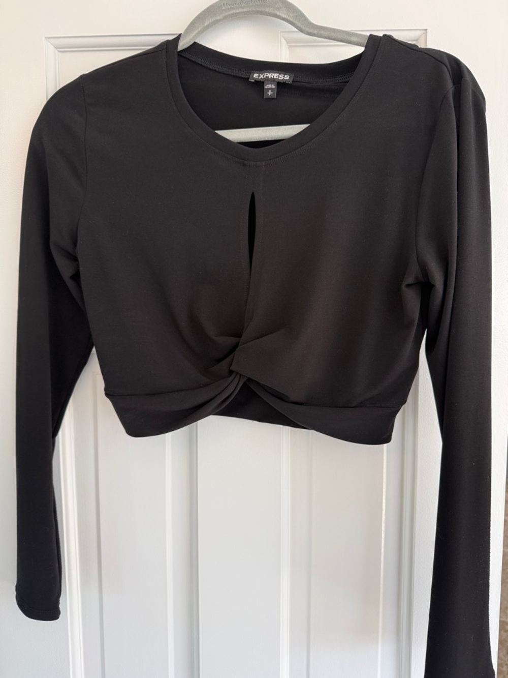 Express Black Twist-Front Long Sleeve Crop Top with Front Keyhole
